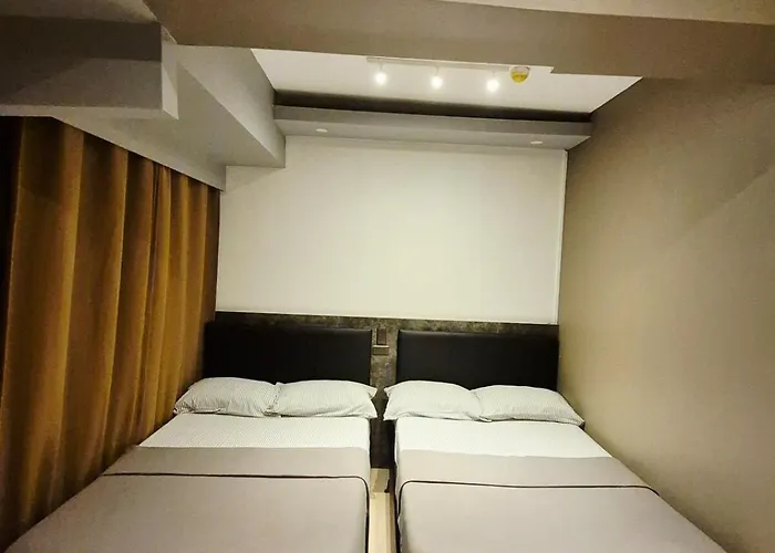 Homey Escape Near Moa Apartment *